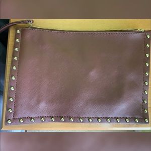 White House | Black Market clutch